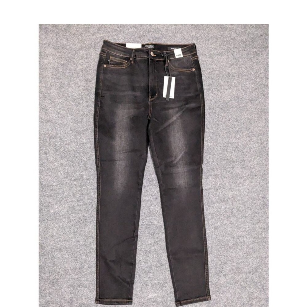 NWT Judy Blue Jeans Womens 13/31 Skinny Fit High Rise Distressed Denim